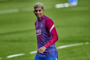 阿劳霍：裁判没吹哨比赛就要继续 我现在感觉身体很好&amp;很有自信