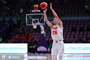 kaiyun-朱俊龙1/4决赛前发言：大家不要计较数据 我场均1分 但努力做贡献