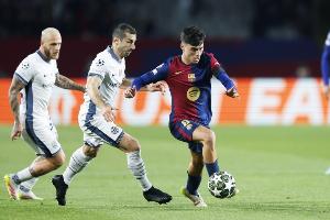 铁人回归！佩德里赛季已踢53场&amp;无受伤，全能表现身价达巅峰1.2亿