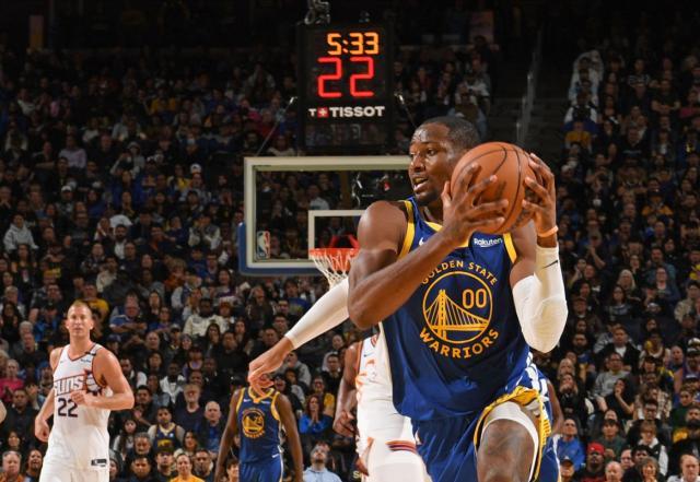 连砍30+！库明加扮演勇士救星，变身队内第二球星？