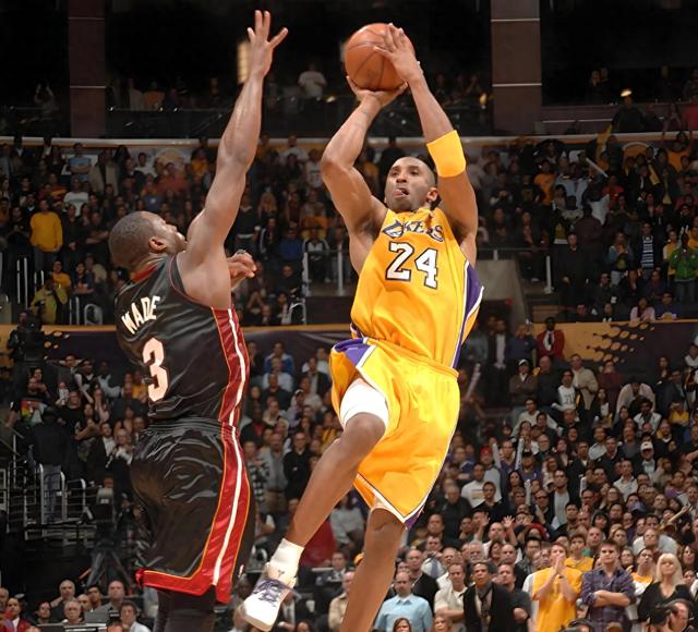 kaiyun-蝉联总冠军所向披靡！科比的数据看似平庸却是真正的赢家！