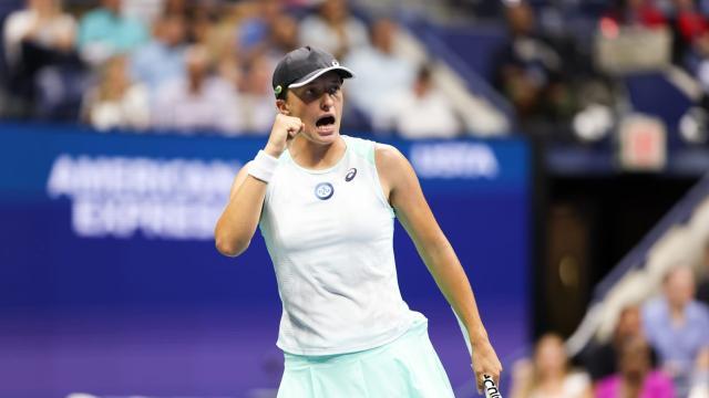 开云登录-斯瓦泰克诠释何为No.1 心魔让萨巴伦卡再“卡四”