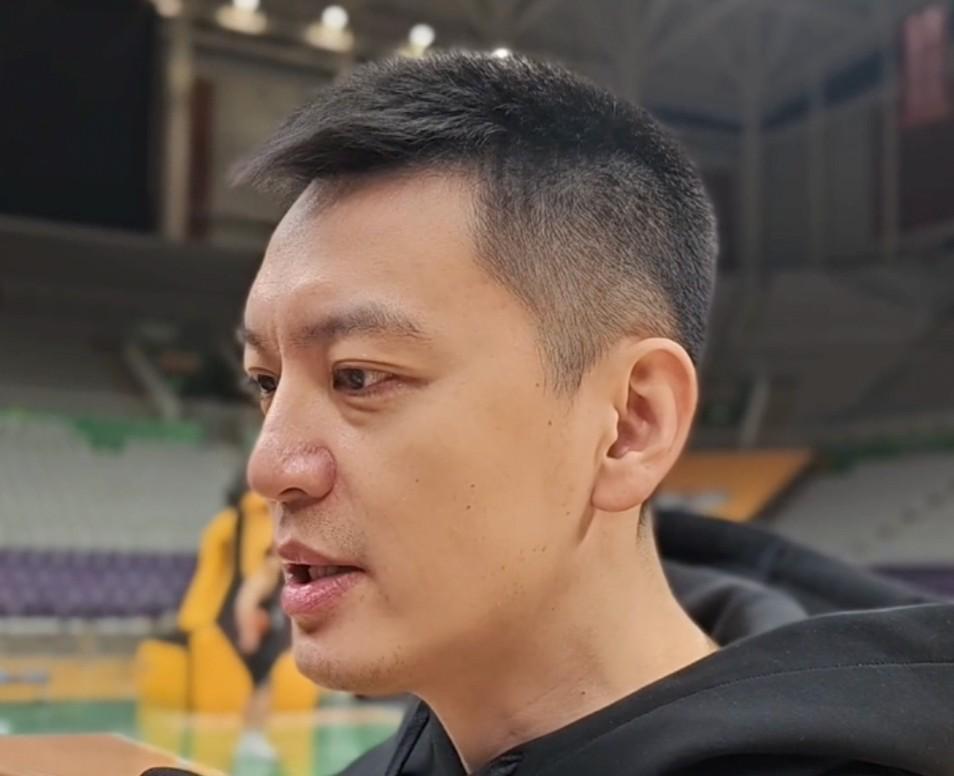 开云官网-杨鸣：辽宁缺少其他球队那样的超级外援；打山东是一场艰苦战
